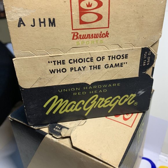 2 Vintage 1960’s Brunswick Sports MacGregor Official Softball in Box (1 SEALED) - Picture 3 of 4